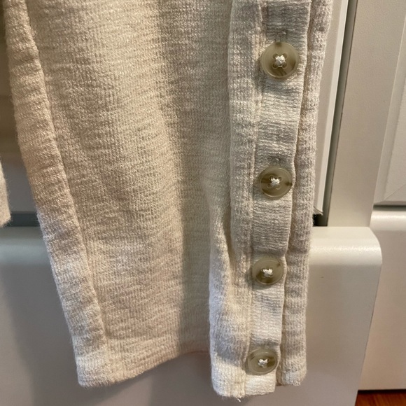 J. Crew Madewell Too with Button on Sleeve - Picture 3 of 6